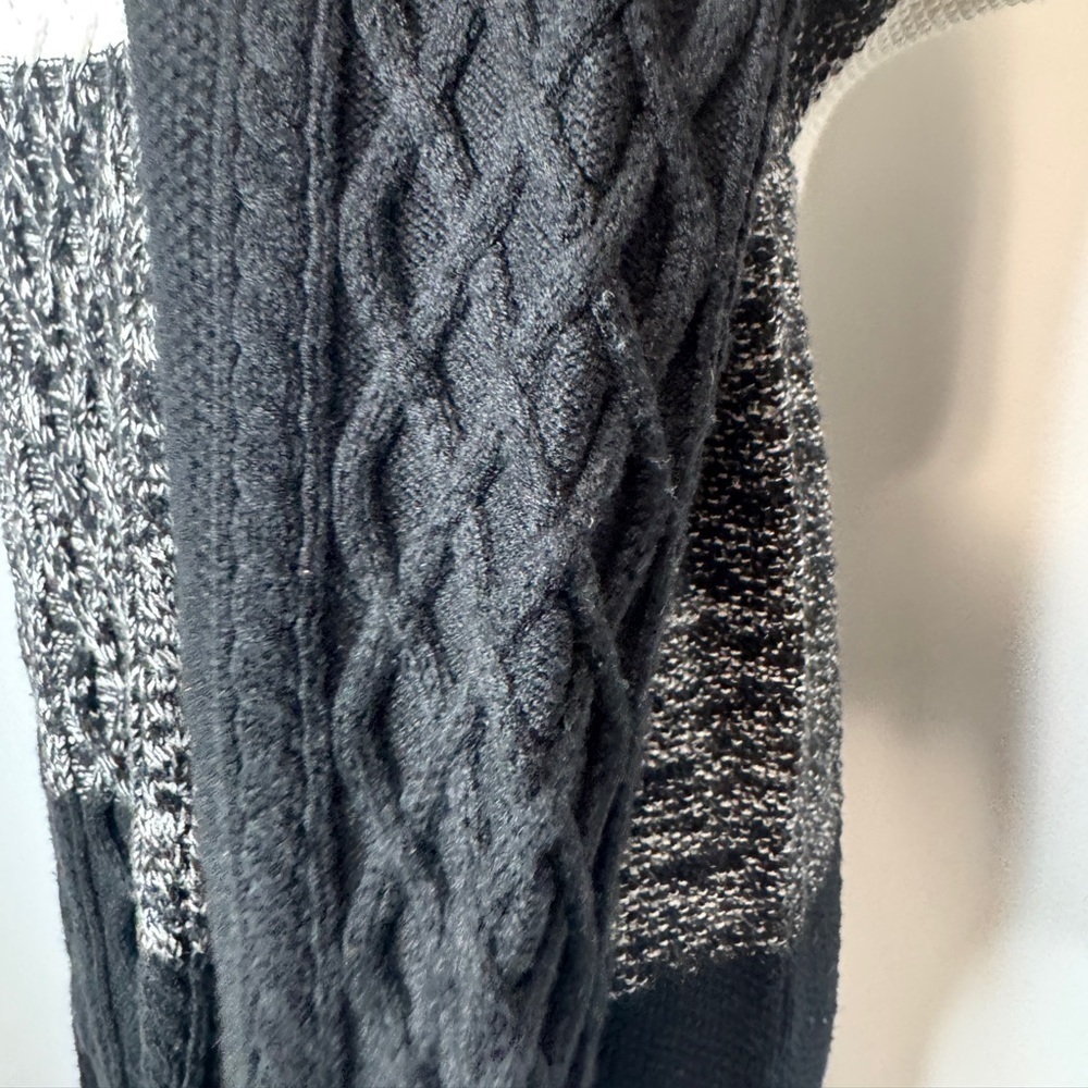 Guess Knit Colourblock Sweater - Picture 9 of 15